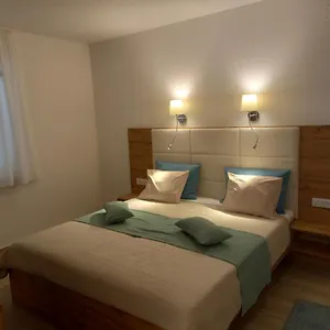 Apartman Arba Sunshine, Palit